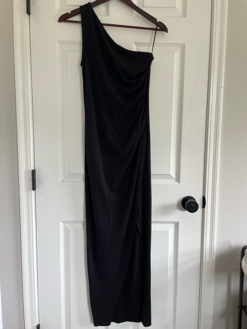 Black One Shoulder Ruched Maxi Dress Evening Medium Luxury Formal Wedding Guest